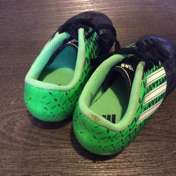 Size: 11K - Green Adidas Toddler Soccer Cleats - Picture 2 of 3